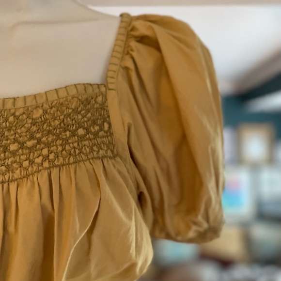 LN DÔEN Gail Top in Wheat, XS - Picture 8 of 11